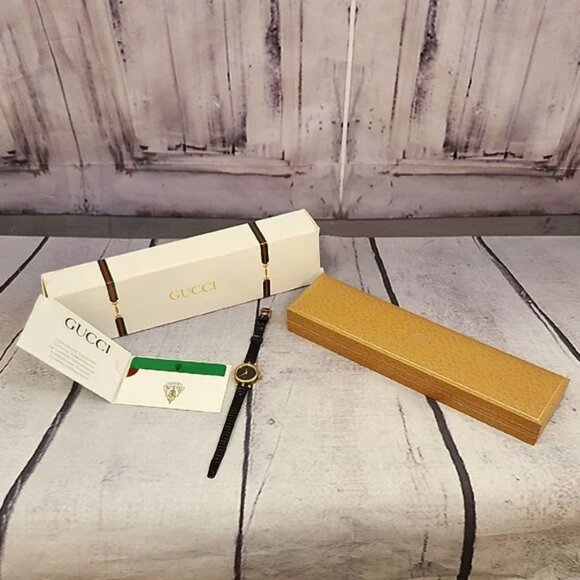 Vintage Women's Gucci Watch - Picture 1 of 7